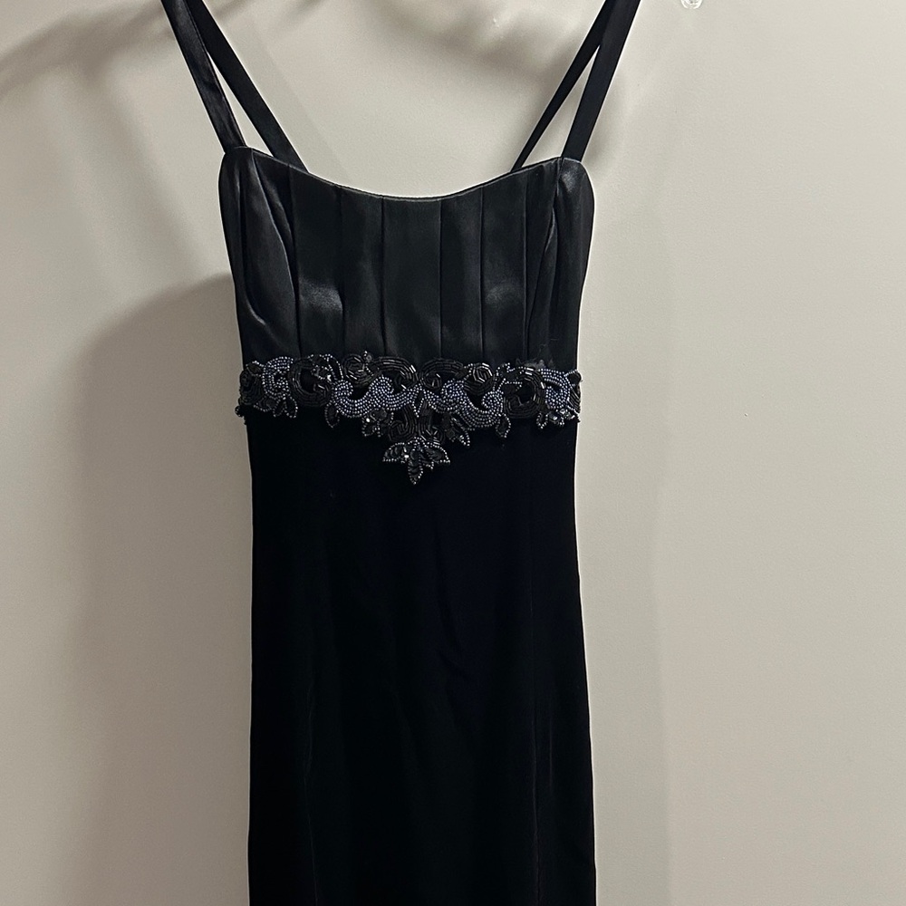 Velvety Black Evening Gown with Beaded Detail & Slit